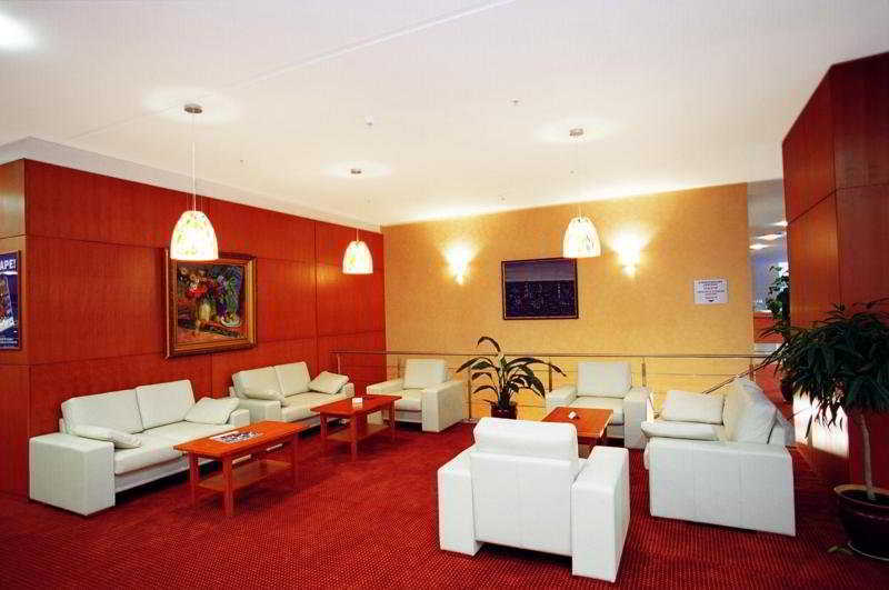 Vilnius Park Plaza Hotel, Restaurant & Terrace, Panorama Bar, Conference & Banquet Center Interior foto